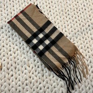 Authentic classic Burberry check cashmere scarf! Amazing condition!